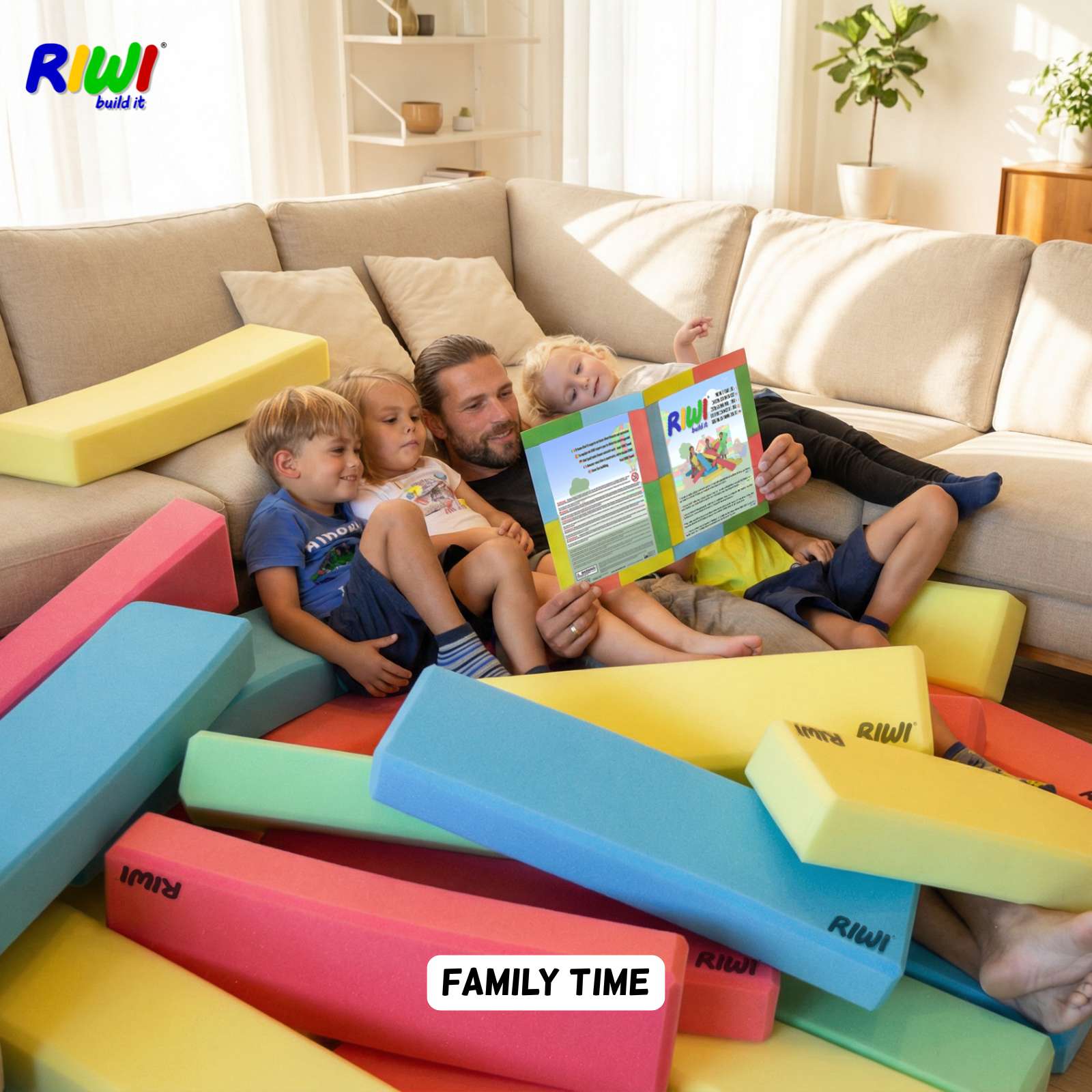 Family reading together with colorful foam blocks on a couch, featuring the Riwi brand.